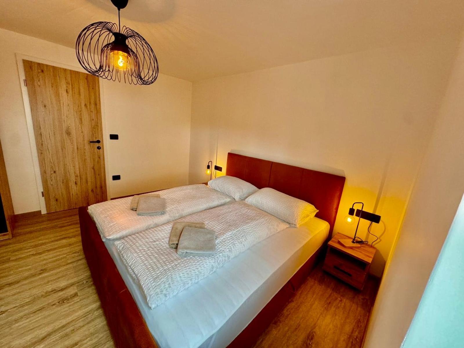 Nur Apartment Μπλεντ Εξωτερικό φωτογραφία